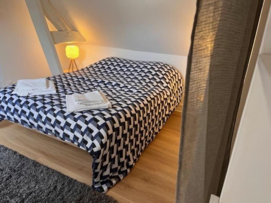 Appartement Calme Entre Ville Et Circuit เลอม็องส์ ภายนอก รูปภาพ
